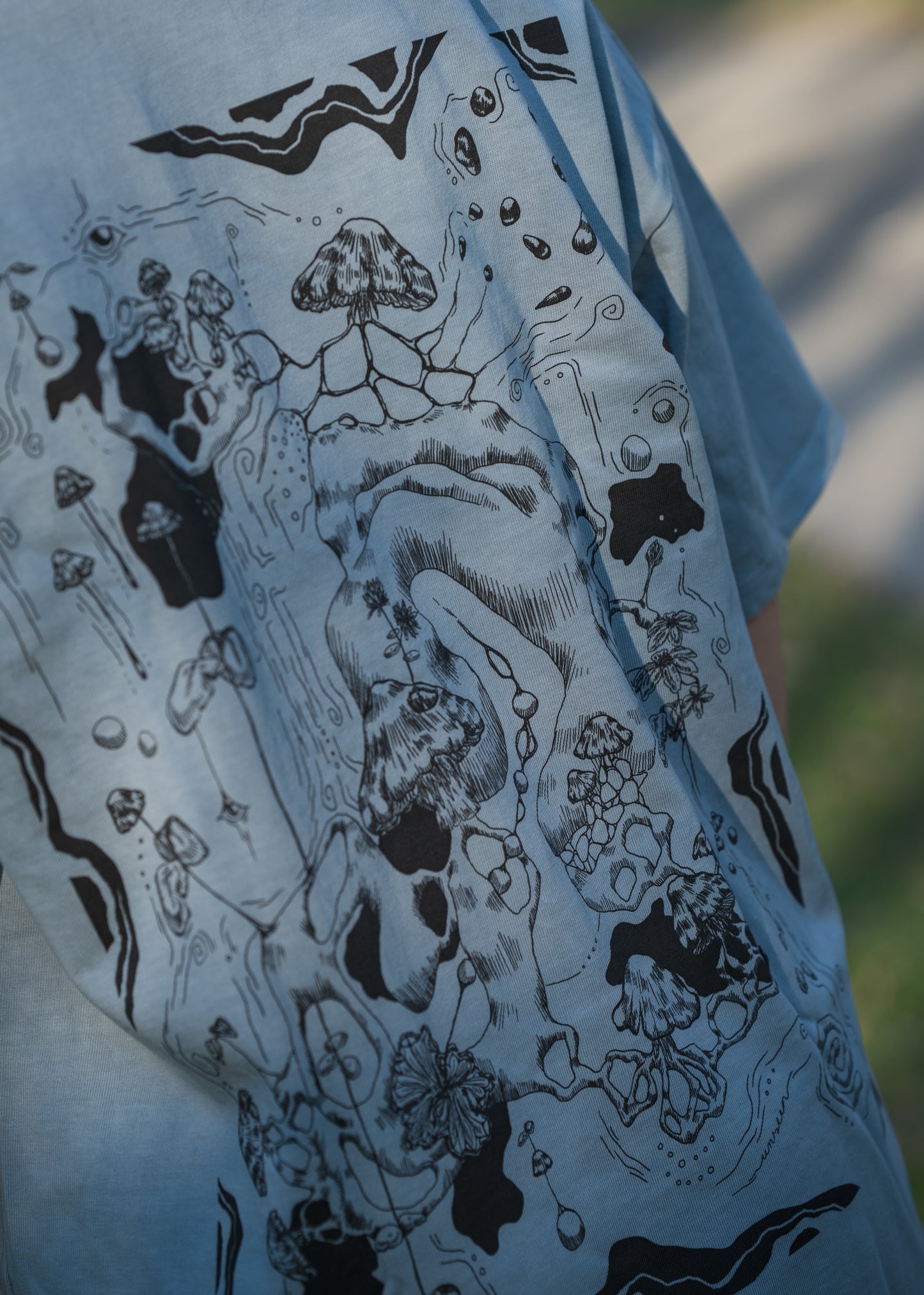 C O S M O S  Tee